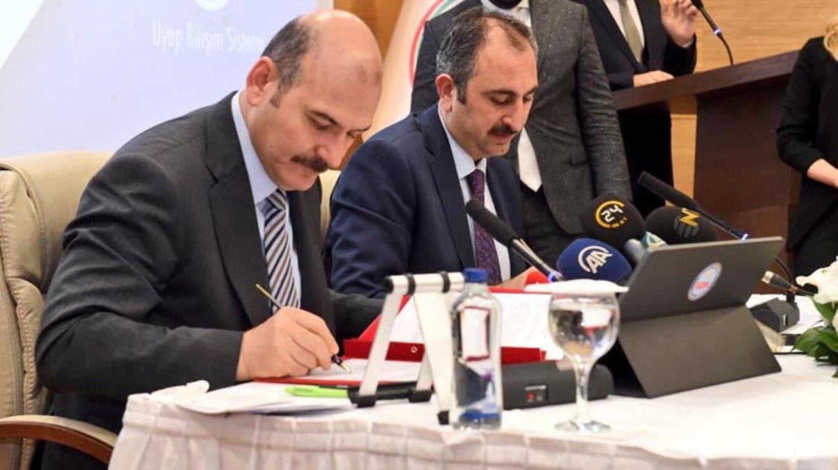 Yine karşı karşıya geldiler! Adalet Bakanı Gül’den yargıyı eleştiren Bakan Soylu’ya üstü kapalı yanıt