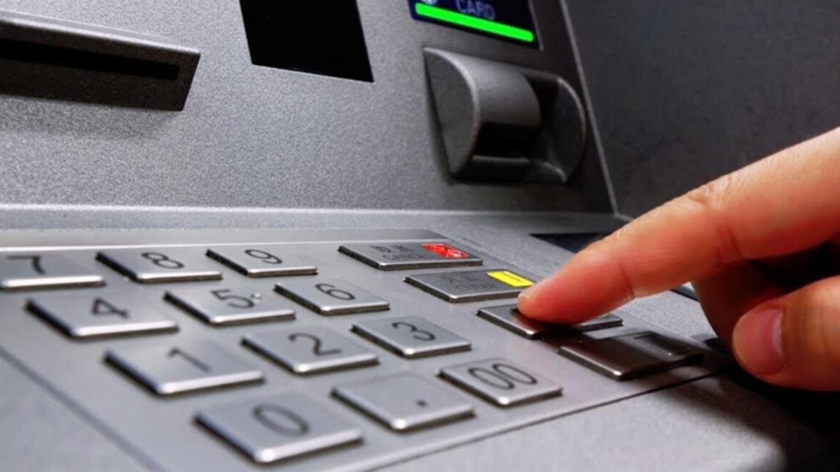 Akbank’ta sistem çöktü! Müşteriler işlem yapamıyor, binlerce kişi mağdur