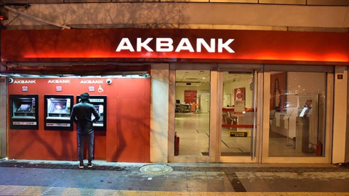 Akbank’taki krizin perde arkası! Domino etkisi yaratan felaket, yazılım güncellemesi ile başlamış