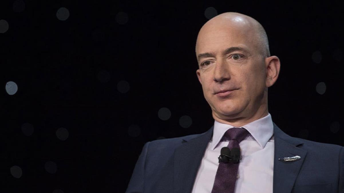 Amazon’da Jeff Bezos devri sona erdi! Resmen görevinden ayrıldı