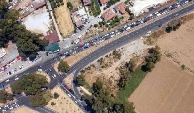 Antalya-Muğla karayolunda 15 kilometre araç kuyruğu