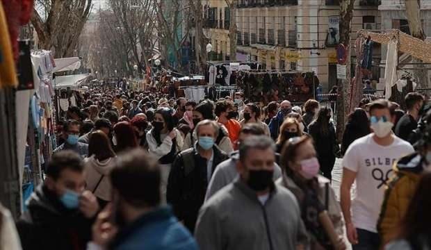 Bakanlık’tan son dakika seyahat ayarı! Kovid-19 geçirenlere aşı düzenlemesi