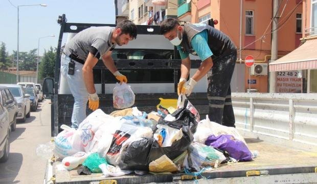 Bir poşet altınını çöp sanıp attığını eşinden öğrendi