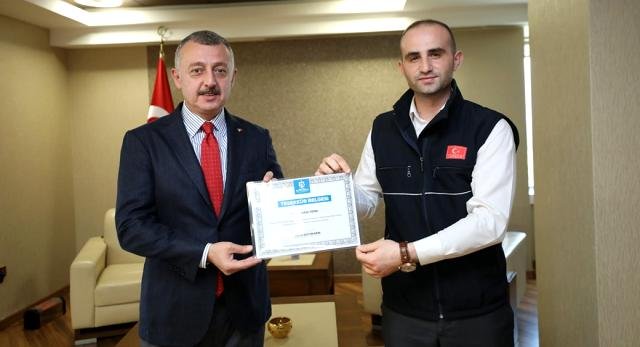 Büyükakın’dan Kaplumbağayı Kurtaran Vatmana Teşekkür