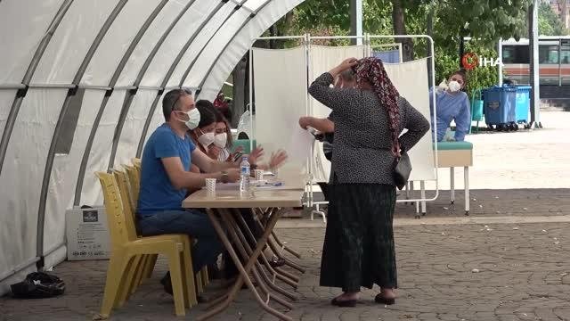 Gaziantep’te günlük 35 bin kişi aşılanıyor