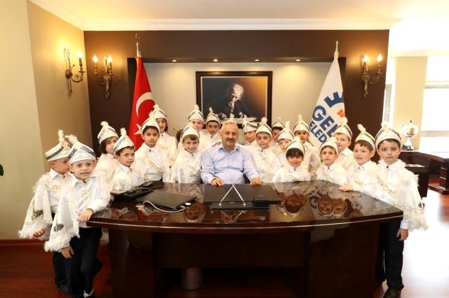 Gebze’de sünnet şöleni