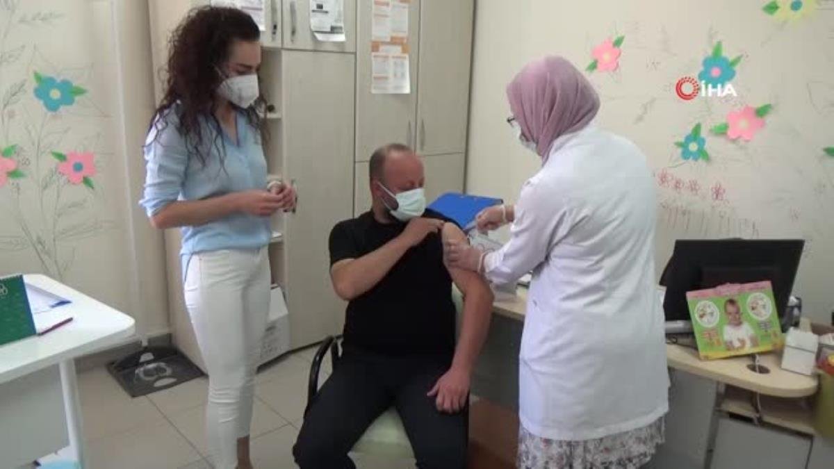 Günde 2 bin 600 kişiye aşı yapılan Aksaray’da nüfusun 3’te 2’si aşılandı