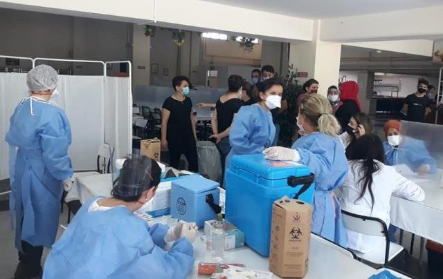 Karabük’te tekstil işçilerine aşı uygulaması başlatıldı