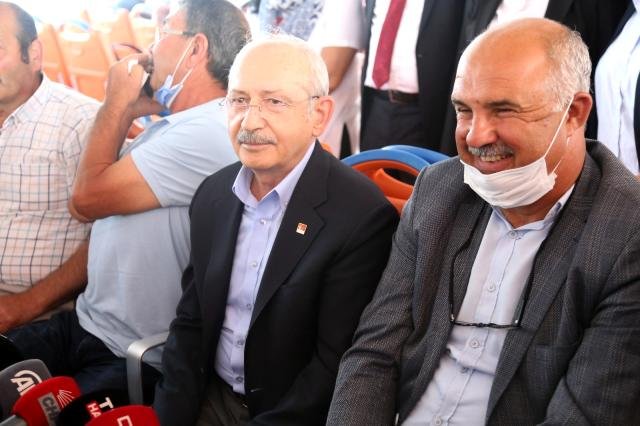 Kılırdaroğlu, balıkçılar ile deniz salyası sorununu konuştu