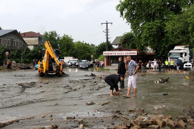 Kocaeli Valiliği: “Sağanak yağışta can ve mal kaybı yaşanmadı”