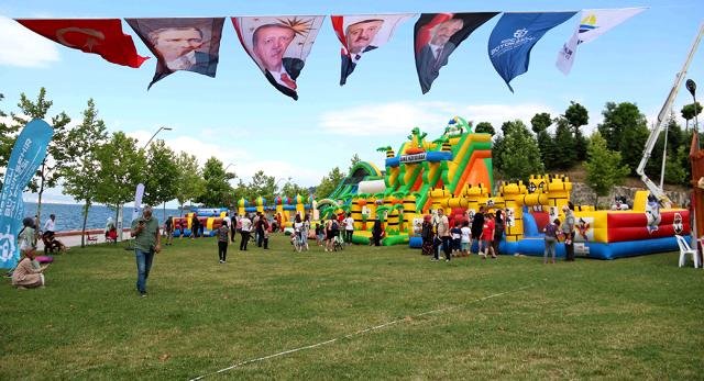 Kocaeli’de Yaz Neşesi Karamürsel’den Başladı