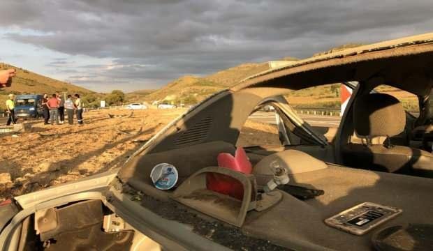 Konya’da 3 kişinin öldüğü kazada çalan telefona kimse bakamadı