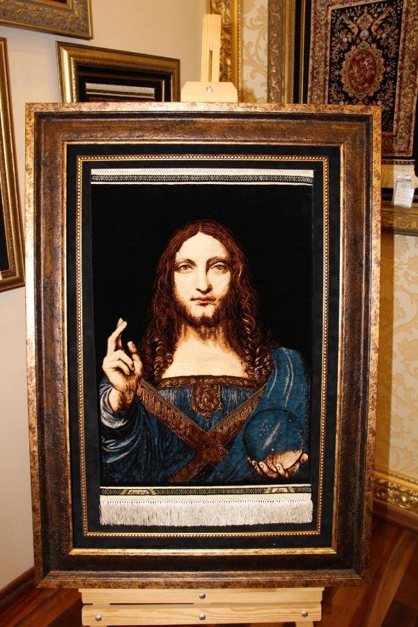 Leonardo’nun Salvator Mundi tablosu ipek halıya işlendi