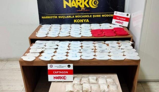 Otomobilin bagaj altını uyuşturucu deposu yapmışlar