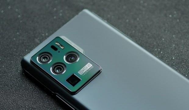 Oyun bilgisayarı kadar RAM’i olan akıllı telefon