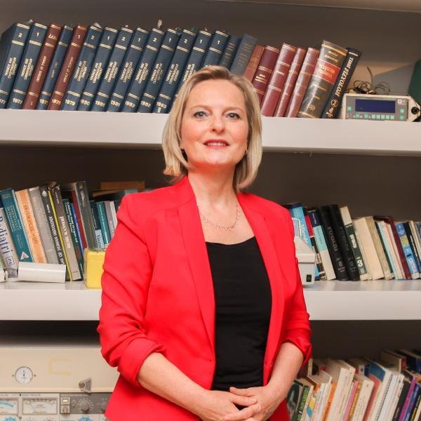 ‘Pelvik taban fonksiyon bozuklukları tedavisinde hastaya en uygun yöntem belirlenmeli’