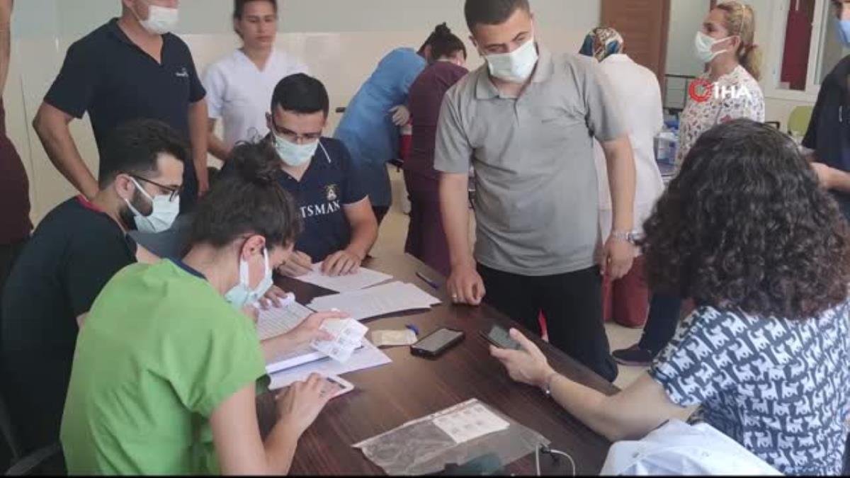 Sanayi şehri Gaziantep’te sanayi çalışanları aşılanıyor