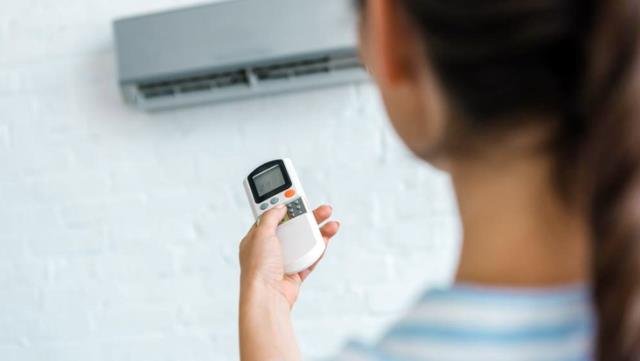 Sıcaklıklar artınca vatandaş klimaya yüklendi! Elektrik tüketiminde yılın rekoru kırıldı