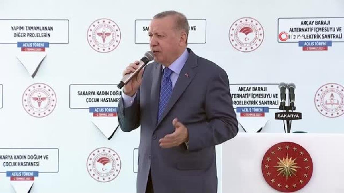 Son dakika: Cumhurbaşkanı Erdoğan: “Karşımızda ise bu ülke için bir dikili ağacı olmayan CHP var. Elindeki üç beş belediyenin bile hakkını vermekten aciz bu…
