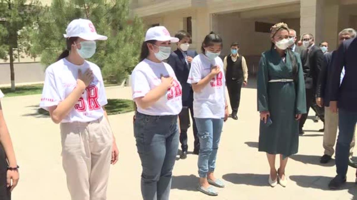 Son dakika haber! SEMERKANT – Cumhurbaşkanı Yardımcısı Oktay, Semerkant şehrini ziyaret etti (2)
