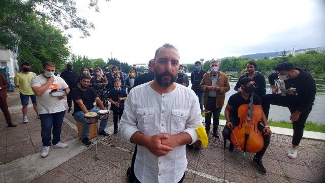 Son dakika haberleri | Kocaeli müzisyenler Cumhurbaşkanı Erdoğan’a şarkı ile seslendi