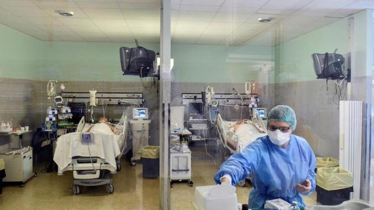 Son Dakika: Türkiye’de 7 Temmuz günü koronavirüs nedeniyle 52 kişi vefat etti, 5 bin 160 yeni vaka tespit edildi