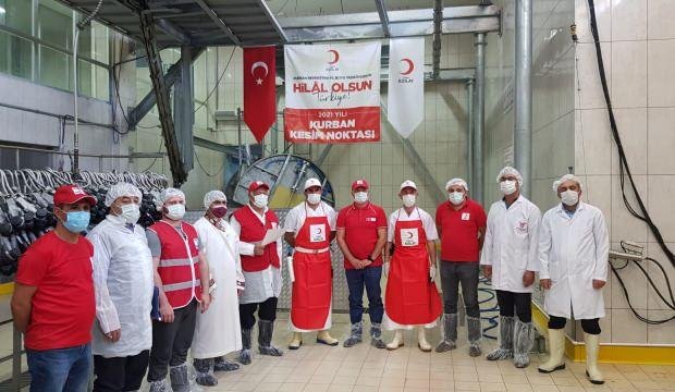 Türk Kızılay, Türkiye ve 21 ülkede kurban kesimlerine başladı