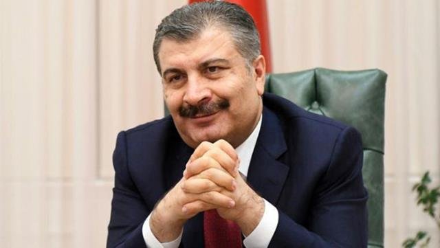 Bakan Koca’ya gece yarısı paylaşım yaptıran gelişme! Artık üçte birimiz çift doz aşılı