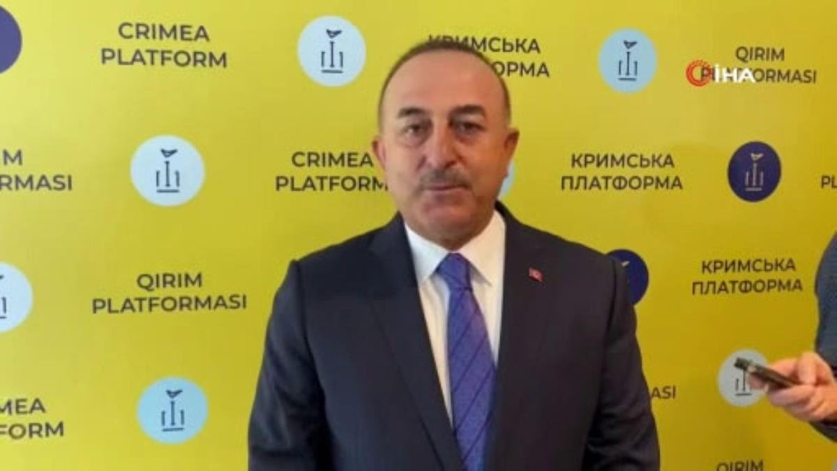 Çavuşoğlu: “Ukrayna’nın sınır ve toprak bütünlüğüne olan desteğimizi göstermek için geldik”