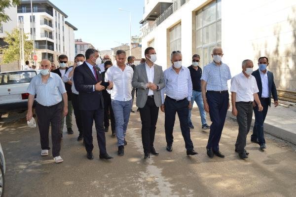 CHP heyeti, Elazığ’daki deprem konutlarını inceledi