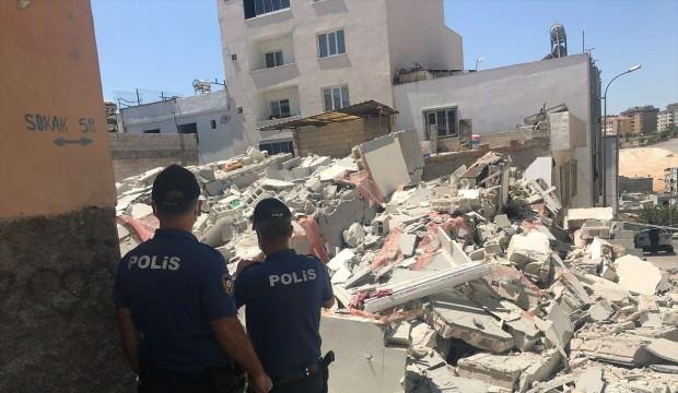 Gaziantep’te 5 katlı boş bina çöktü