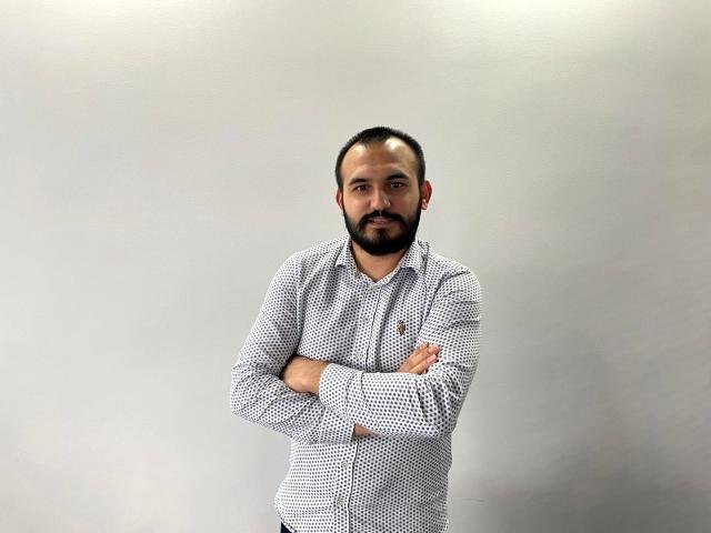 Hobi olarak uğraşıyordu, bir gecede albüm yaptı