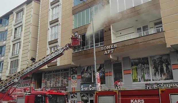 Kars’ta 6 katlı binada yangın