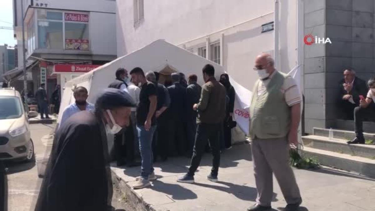 Kars’ta vatandaşlardan aşıya yoğun ilgi