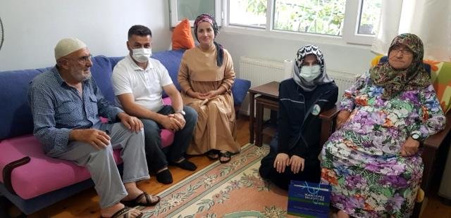 Kartepe’nin çınarları bayramda unutulmadı