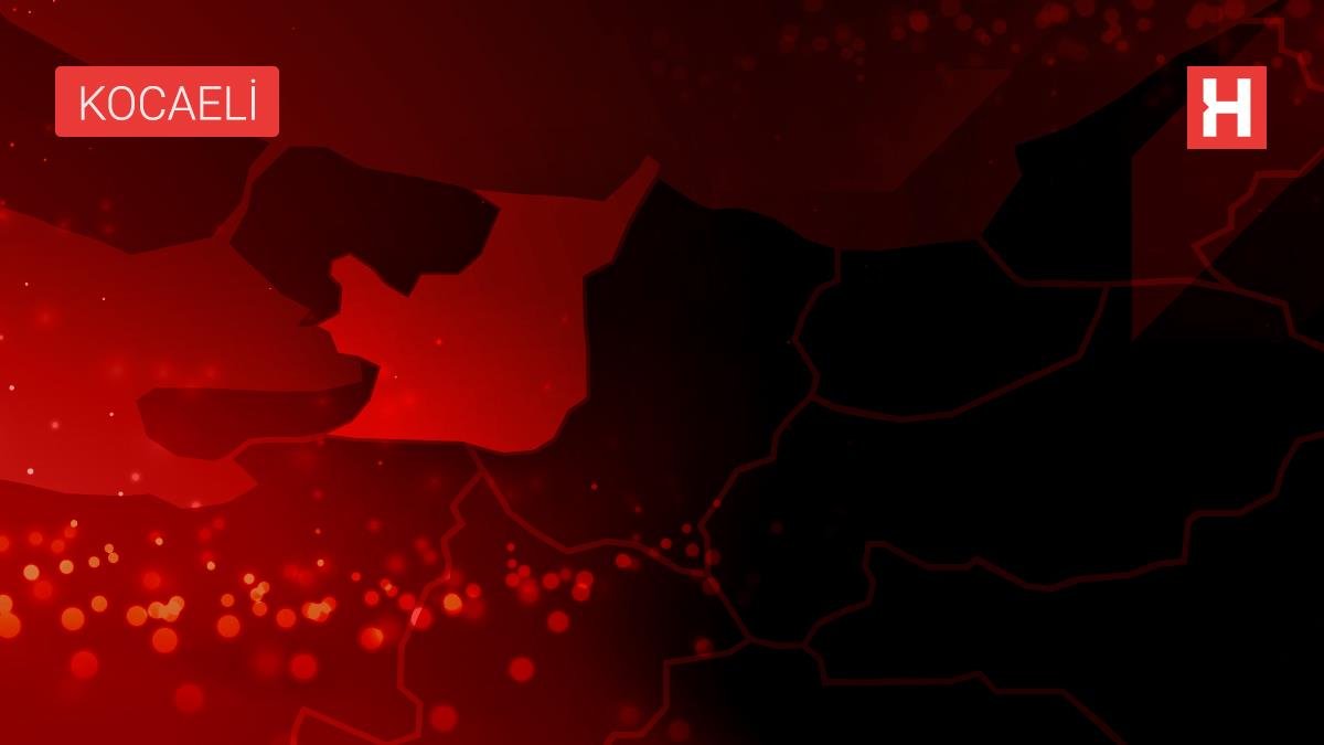 Kocaeli Büyükşehir Belediyesinden Kandıra’daki kırsal mahallelere su tankeri desteği