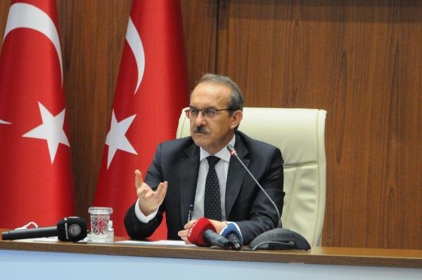 Kocaeli Valisi’nden aşı uyarısı: İnsanlar gençliğine, fiziki dayanıklılığına fazla güvenmesin