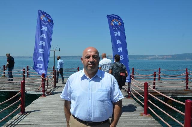 Kocaeli’de su altındaki “emektar vapur” müsilajdan arındırıldı