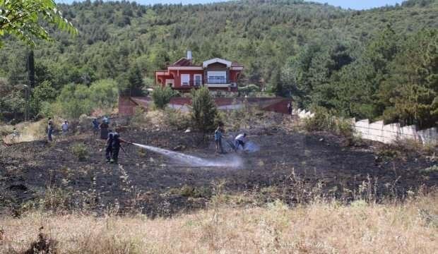 Konya’da çıkan yangın ormana sıçramadan söndürüldü
