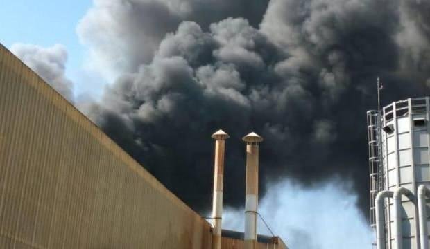 Mersin’deki  yangında büyük bir felakete ramak kaldı