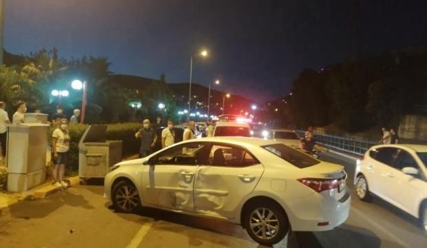 Motosiklet ile otomobil çarpıştı: 1 yaralı
