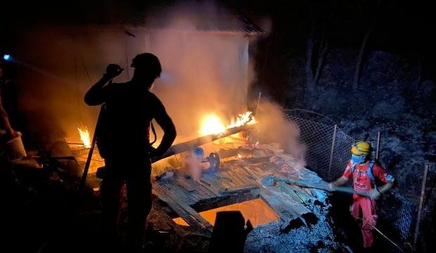 Orman yangınlarında AKUT farkı: 184 kişiyi kurtardı