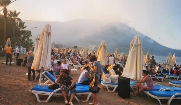 Otellerden tahiliye edilen tatilcilerin yeni mekanı burası oldu