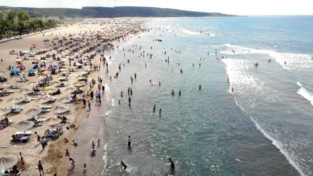 Sahillerde 132 kişi boğulmaktan kurtarıldı