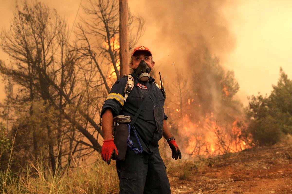 Son dakika haber… Yunanistan’daki yangınlara Türkiye’den uçak desteği