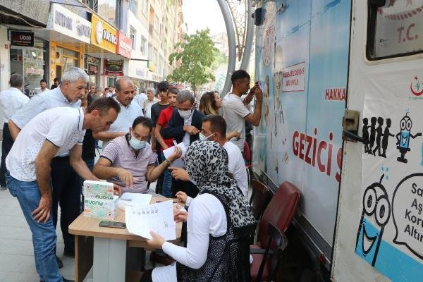Son dakika haberi… Bakan Koca’nın aşılamada 27 sıra yükseldiği için ‘Örnek alınmalı’ dediği Hakkari’de sevinç