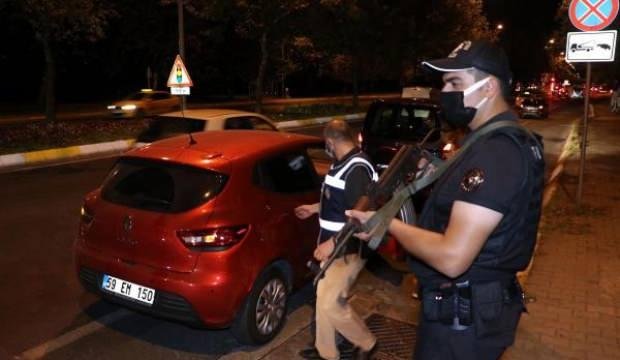 Tekirağ’da bin polisle yapılan uygulamada 43 gözaltı
