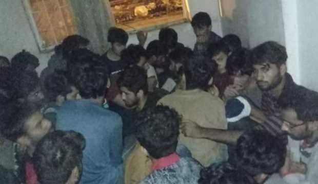 Van’da apartman dairesinde 115 kaçak göçmen yakalandı