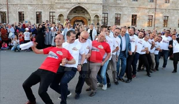 Yangınlar yüzünden “Gardaşlık Festivali”nden vazgeçtiler
