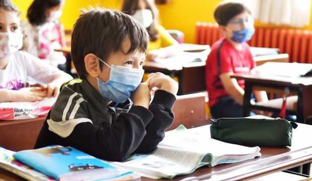 Yüz yüze eğitim başlayacak mı? Bakan Özer yol haritasını açıkladı